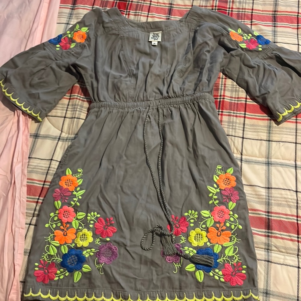 Gray and bright embroidered Ivy Jane Dress size small